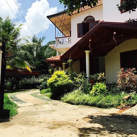 Hanthana Jungle View Holiday Home-2